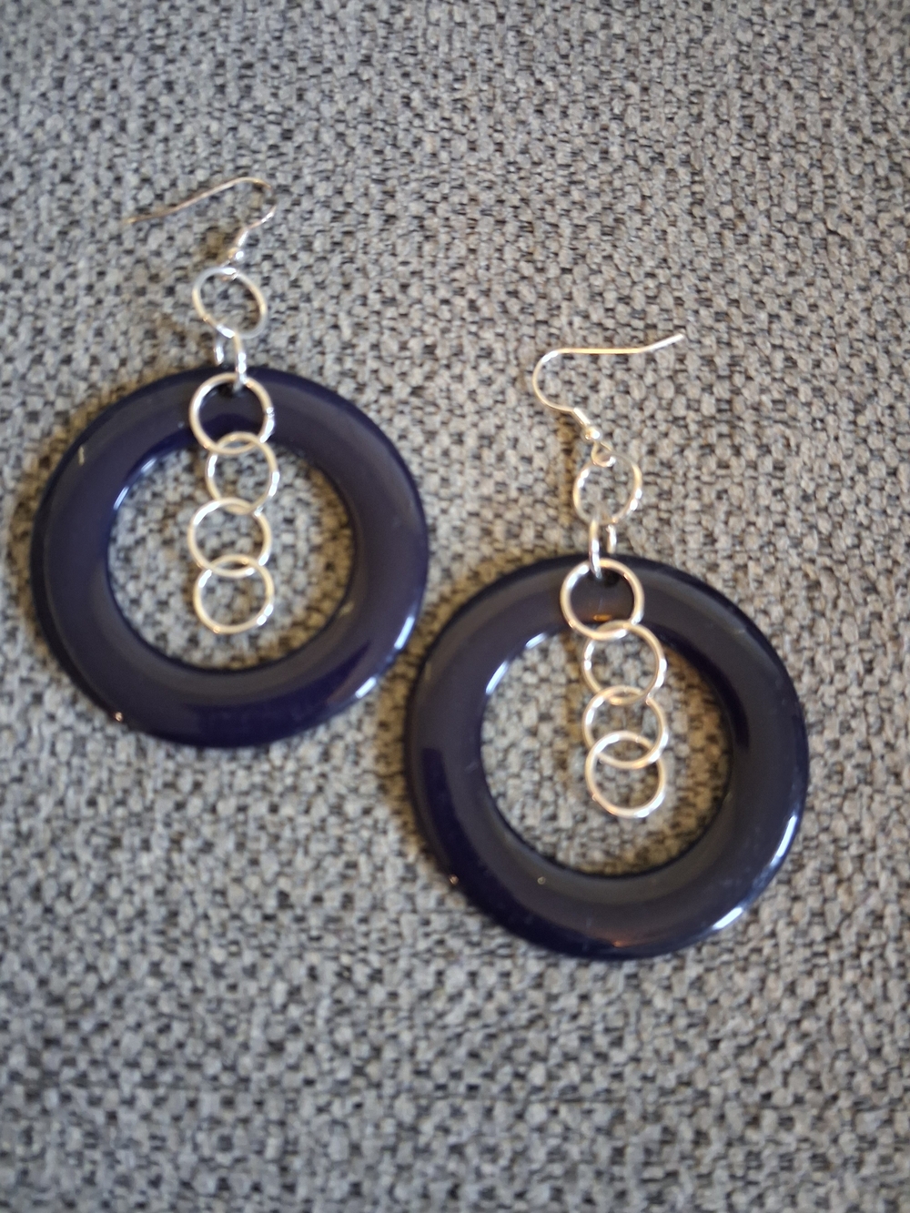 Silver Hoop-Link Drop Earrings in Navy Blue